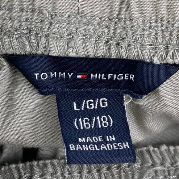 Tommy Hilfiger Kids Boys Gray Elastic Waist Cargo Chino Khaki Shorts Sz L 16/18 - Picture 3 of 4
